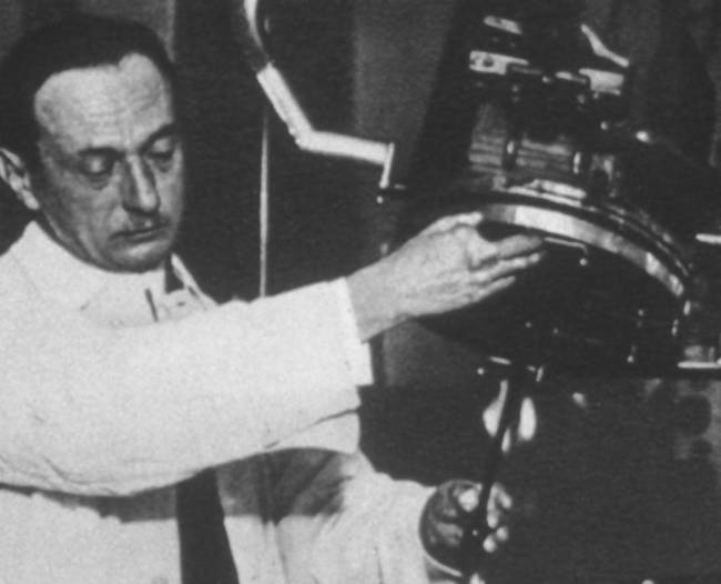 Schwarzweißfotografie: Radiologe in den 1920er Jahren